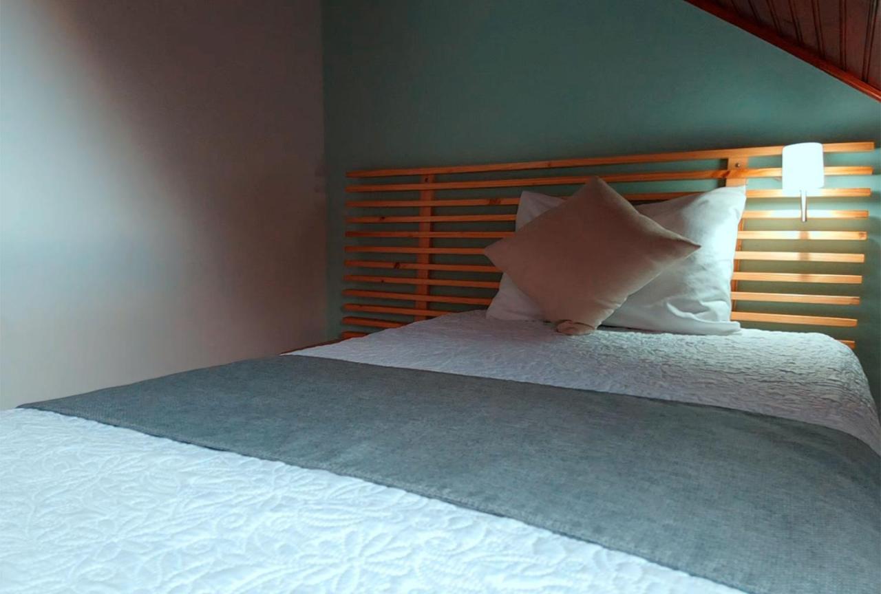 Trebol Amarillo Bed & Breakfast Escazú エクステリア 写真